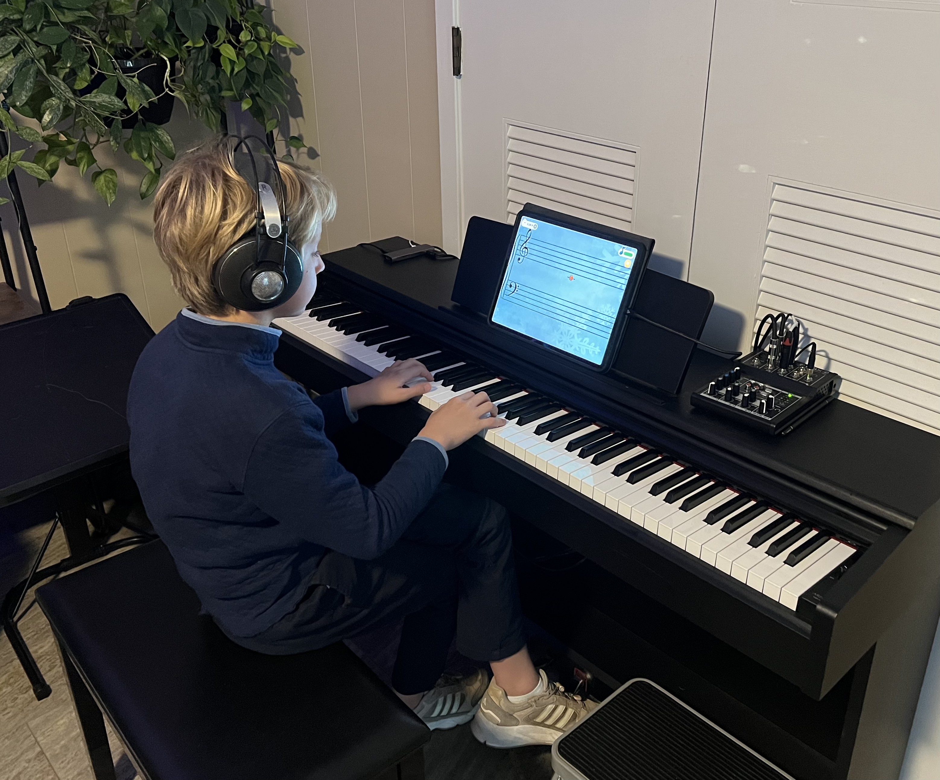 Student working in the music technology lab